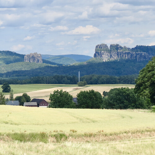 Blick auf die Schrammsteine